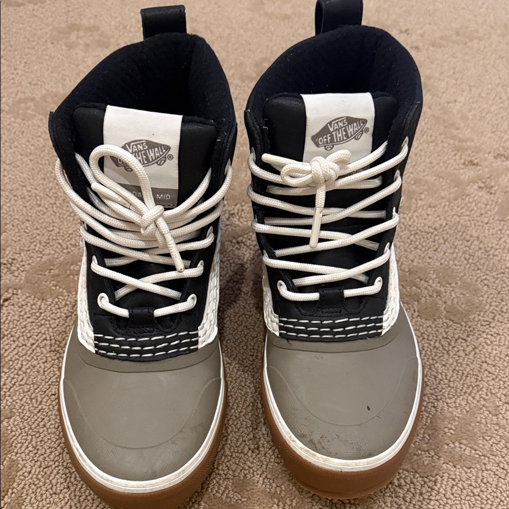 Vans Mens Snow Boots - Black, Gray, and White